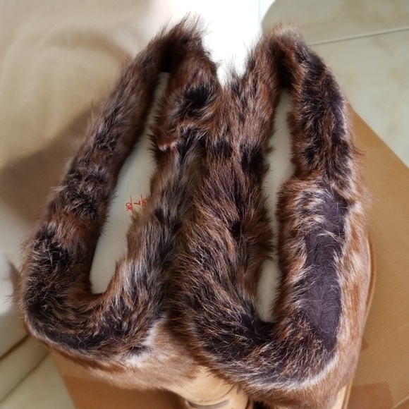 Boot - Picture 3 of 4